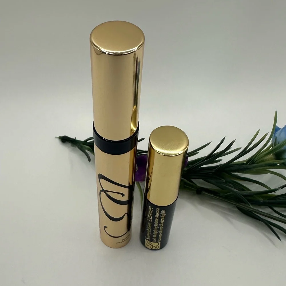 Sumptuous Extreme Lash Multiplying Volume Mascara Outrageous Volume & Mini